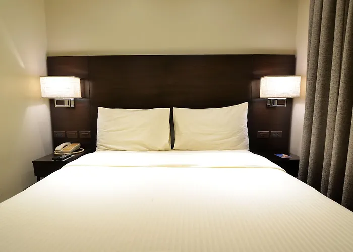 Hotel Pearl Garden 3*