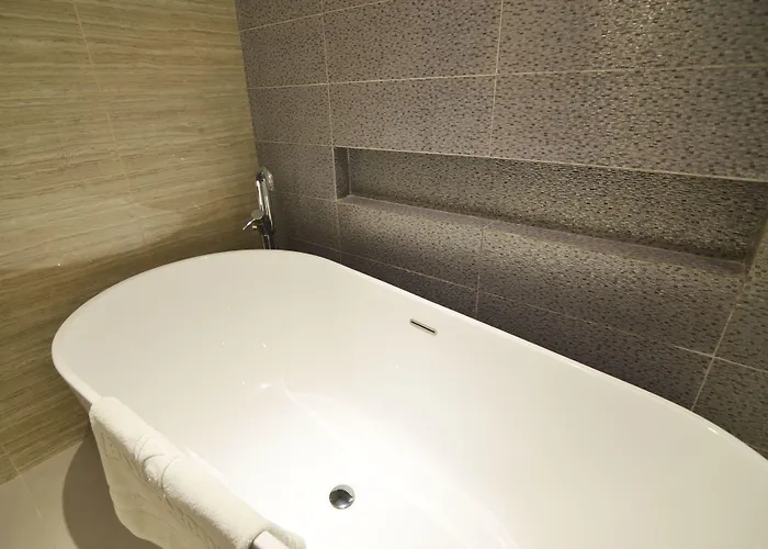 Pearl Garden Hotel