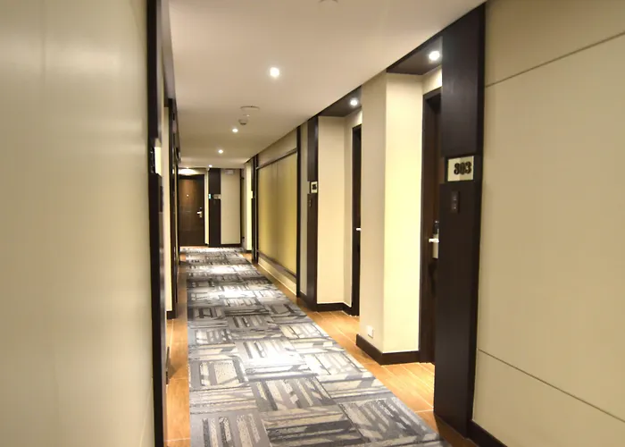 Pearl Garden Hotel 3*