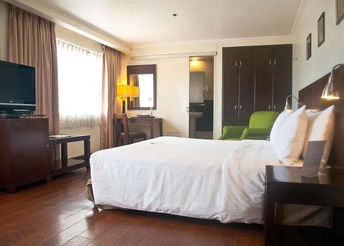 Hotel Pearl Garden 3*
