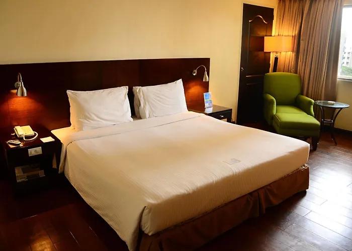 Pearl Garden Hotel Manila