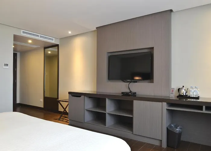 Pearl Garden 3*