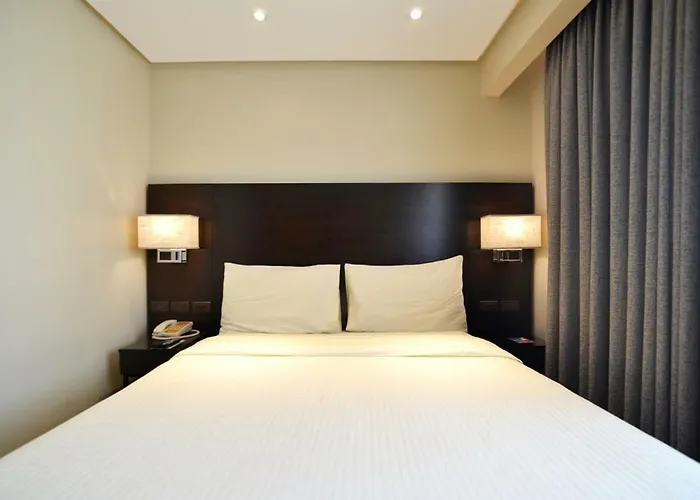 Hotel Pearl Garden 3*